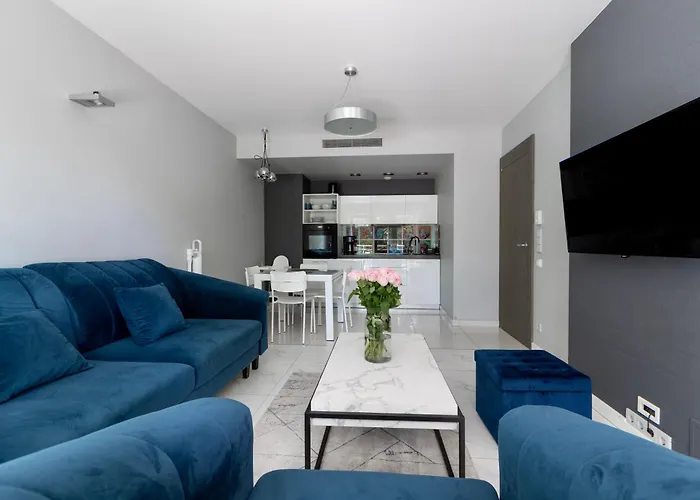 Apartament 208